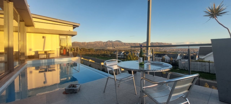 To Let 2 Bedroom Property for Rent in Fairhaven Country Estate Western Cape